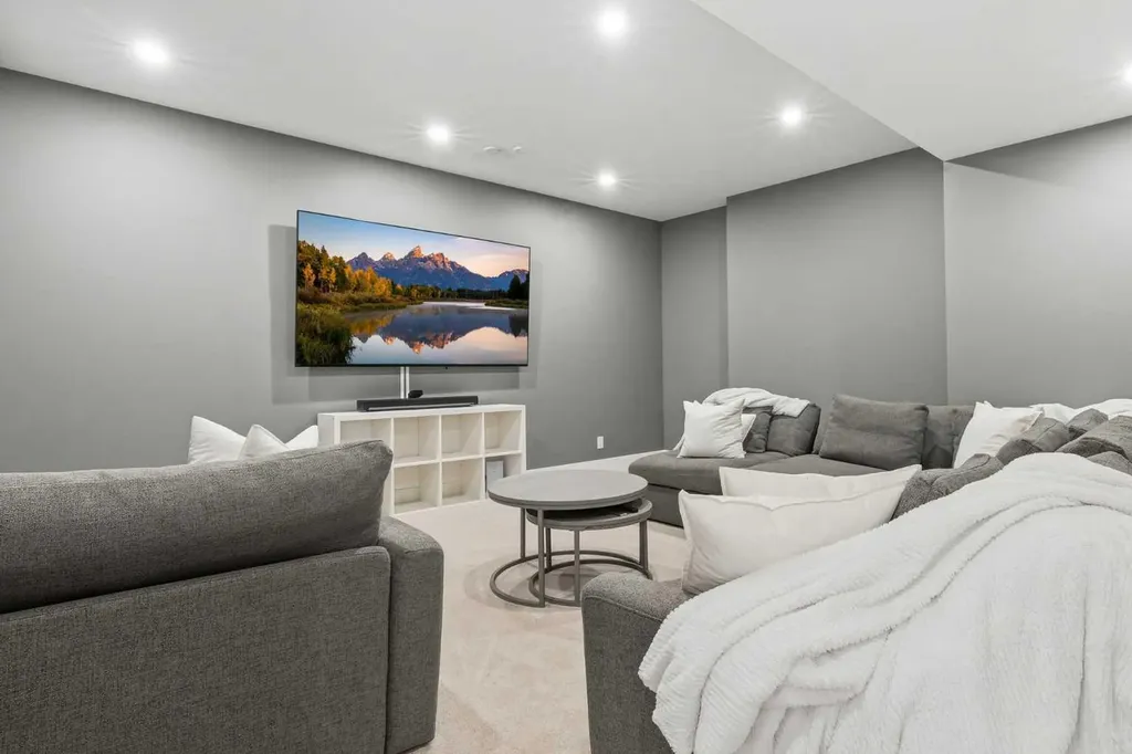 3 Shannon Mews Rural Foothills County AB T1S 5B4