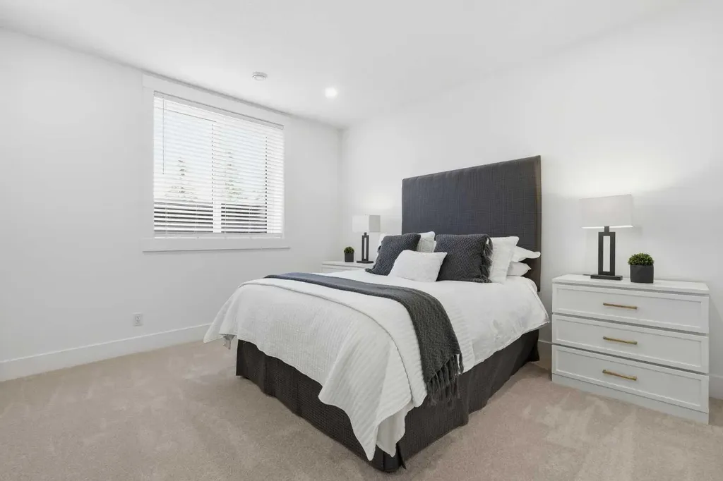 3 Shannon Mews Rural Foothills County AB T1S 5B4