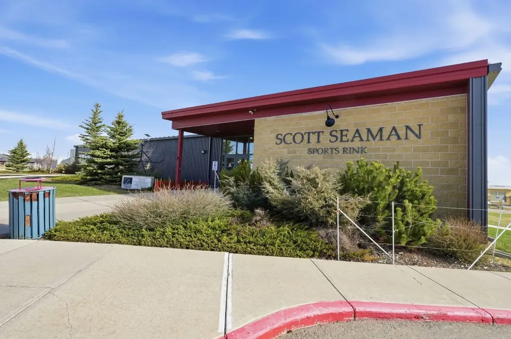 3 Shannon Mews Rural Foothills County AB T1S 5B4