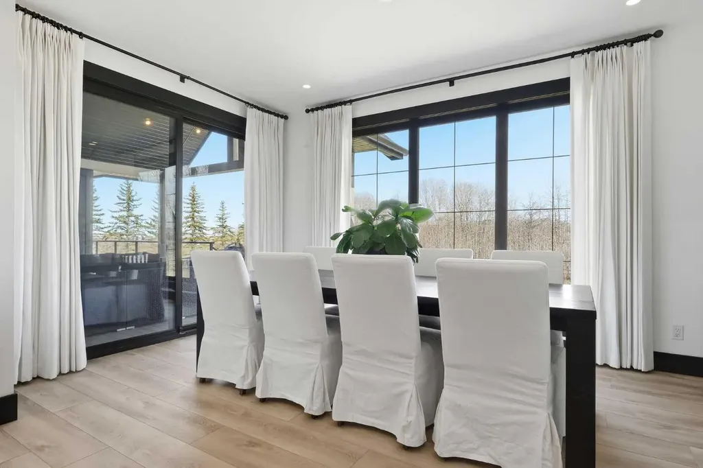 3 Shannon Mews Rural Foothills County AB T1S 5B4