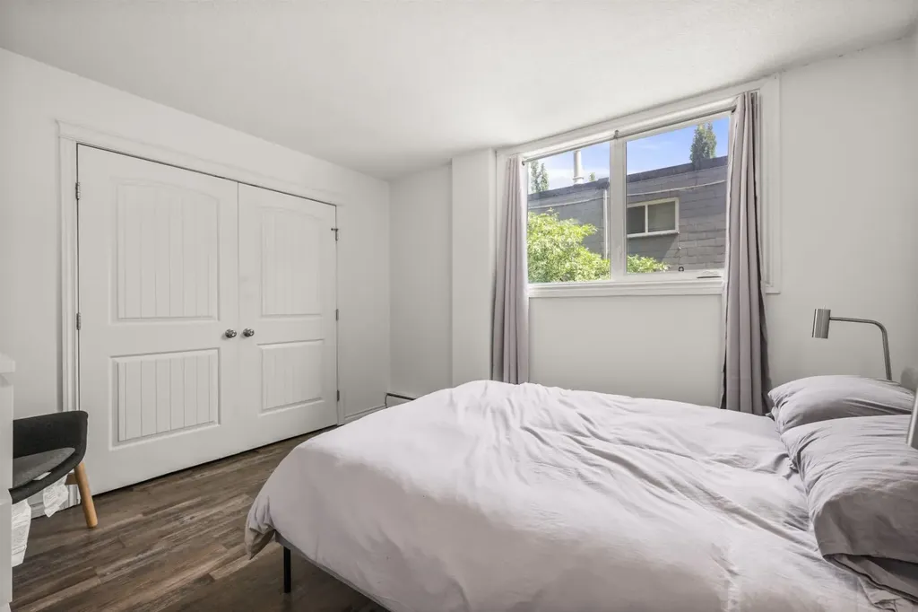 1312 13 Avenue SW Calgary AB T3C 0T3