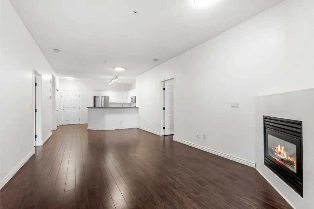 126 14 Avenue SW Calgary AB T2R 0L9