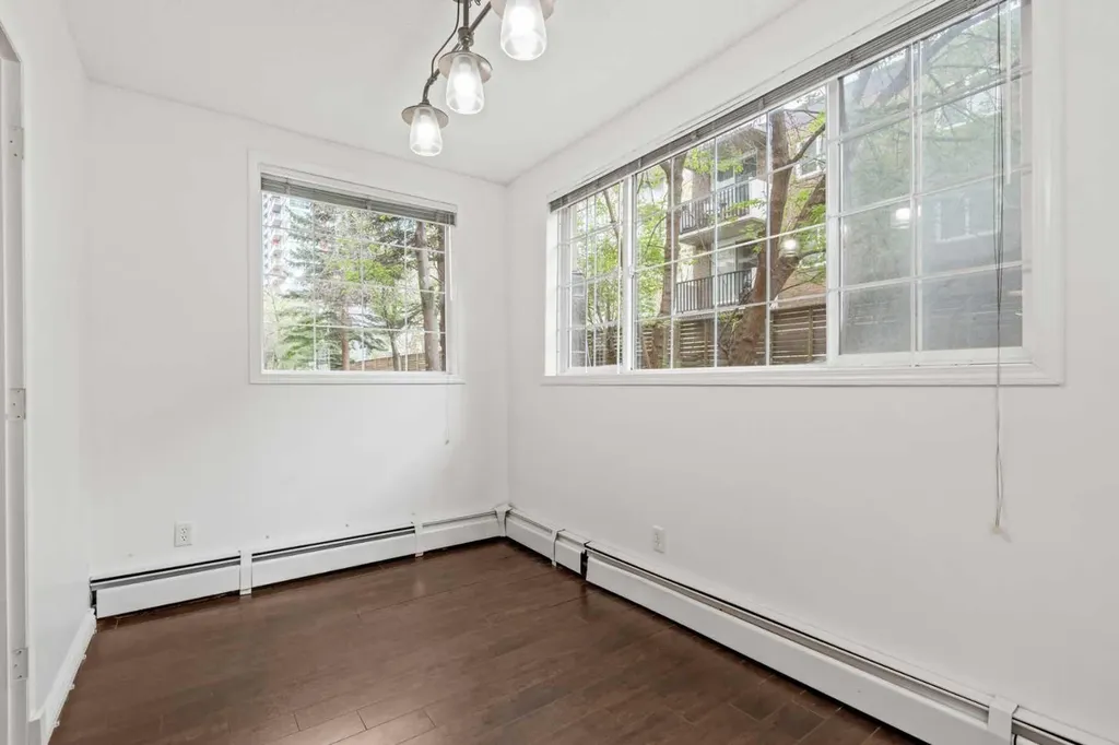 126 14 Avenue SW Calgary AB T2R 0L9
