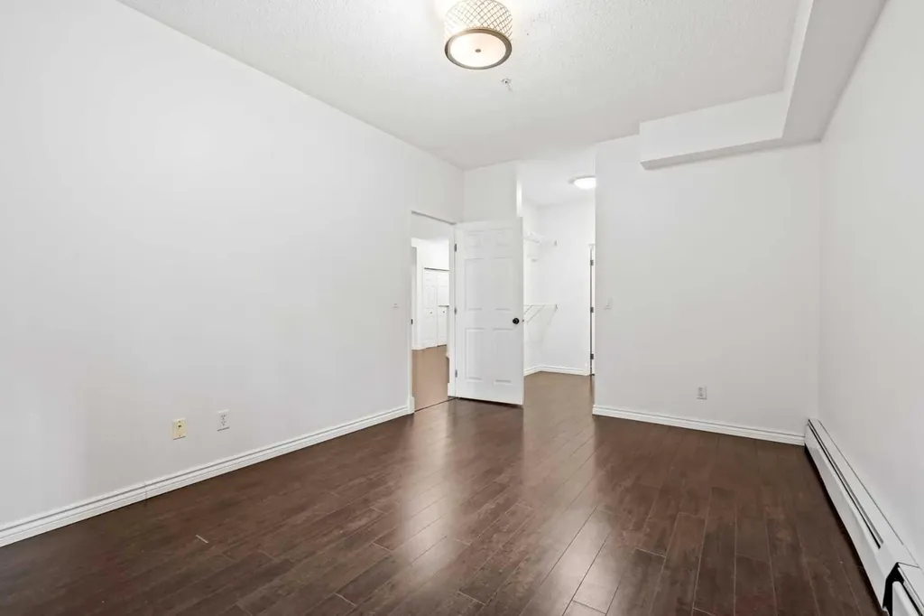 126 14 Avenue SW Calgary AB T2R 0L9