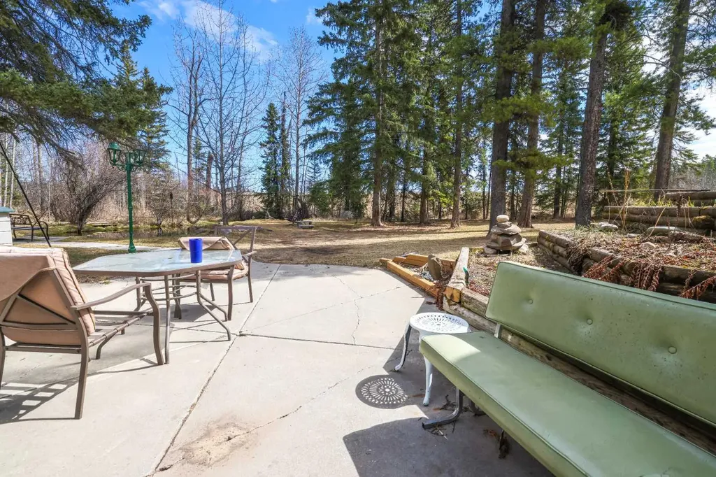 392076 Range Road 8-0 Rural Clearwater County AB T4T 2A4