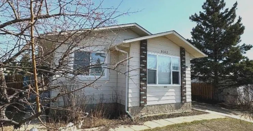 8322 101 Avenue Peace River AB T8S1N2