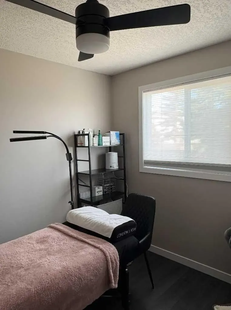 8322 101 Avenue Peace River AB T8S1N2