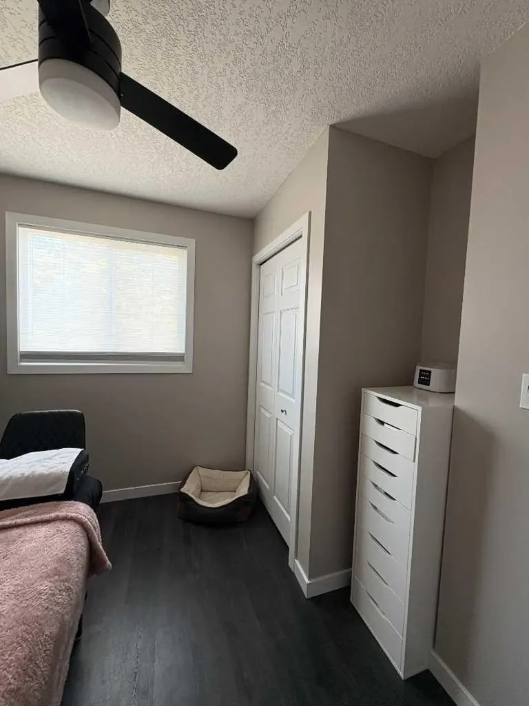 8322 101 Avenue Peace River AB T8S1N2