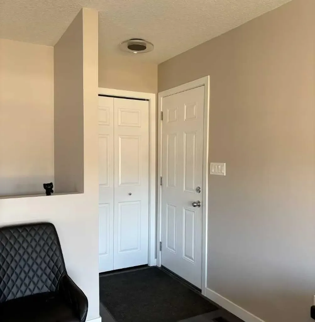 8322 101 Avenue Peace River AB T8S1N2