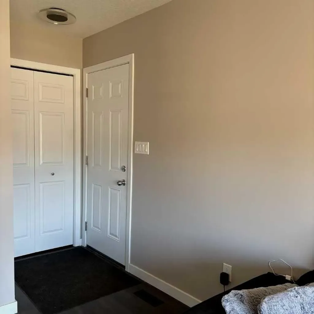 8322 101 Avenue Peace River AB T8S1N2
