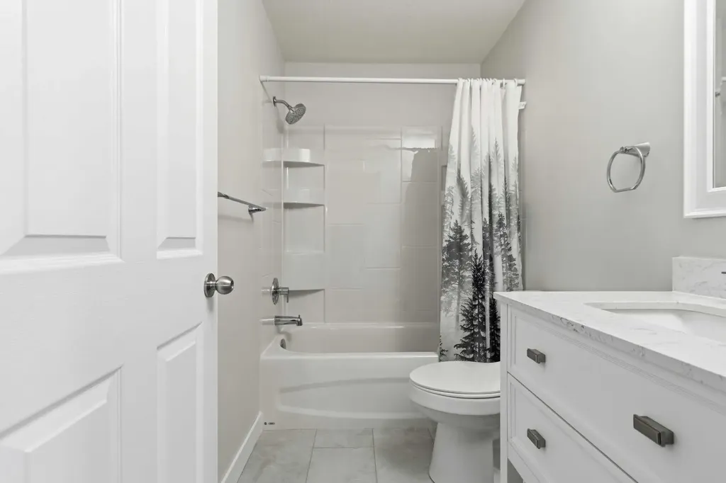 200 Richard Street Fort Mcmurray AB T9H 5H6