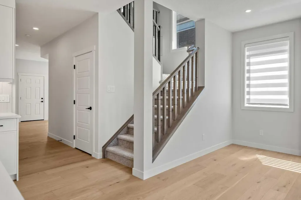 271 Dawson Wharf Rise Chestermere AB T1X 2W2