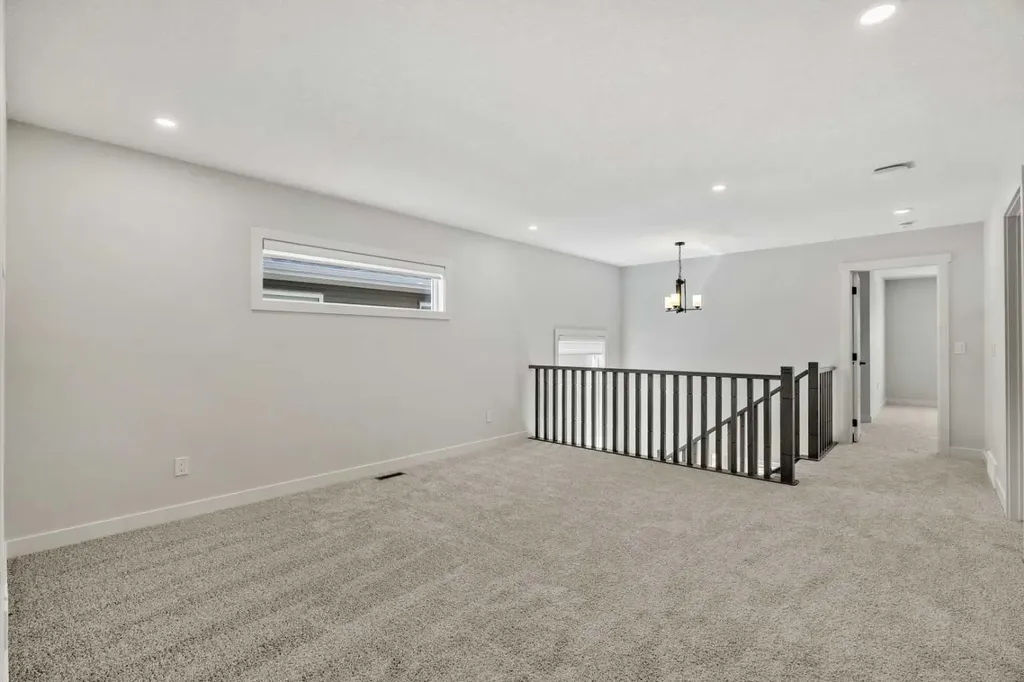 271 Dawson Wharf Rise Chestermere AB T1X 2W2
