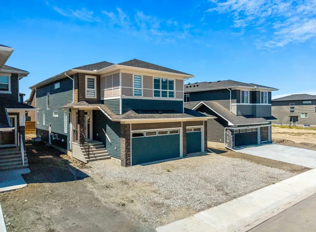 271 Dawson Wharf Rise Chestermere AB T1X 2W2