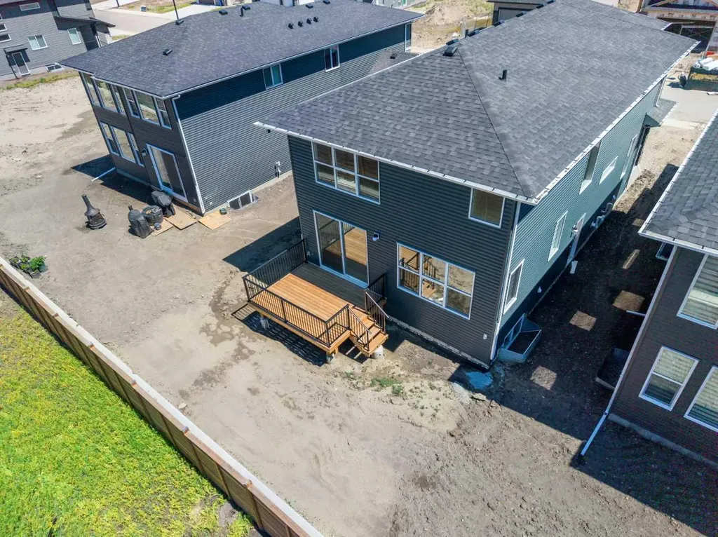 271 Dawson Wharf Rise Chestermere AB T1X 2W2