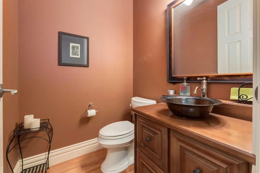 15 Welland Rise Rural Rocky View County AB T3R 1L6