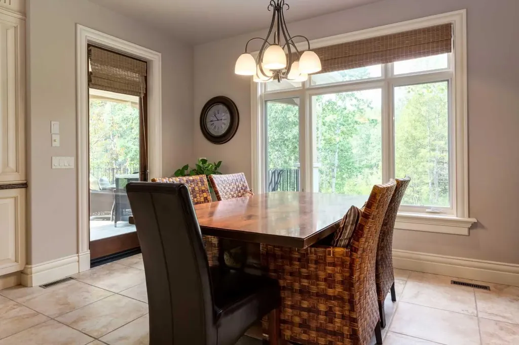 15 Welland Rise Rural Rocky View County AB T3R 1L6