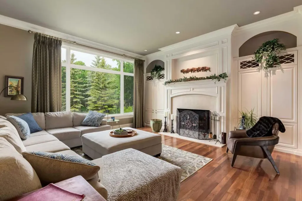 15 Welland Rise Rural Rocky View County AB T3R 1L6