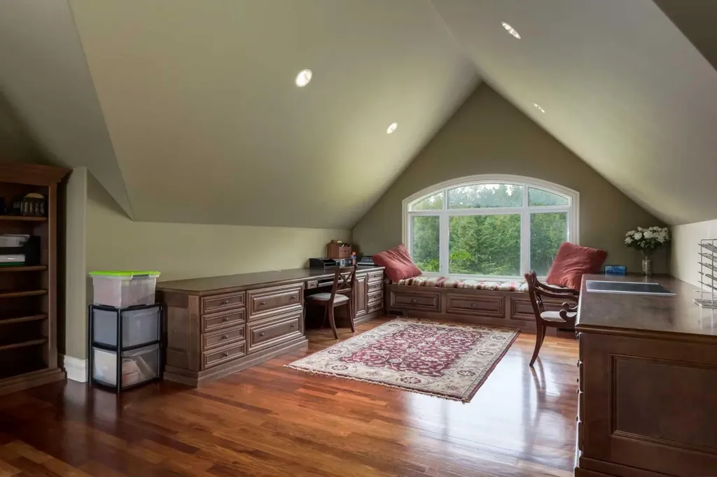 15 Welland Rise Rural Rocky View County AB T3R 1L6