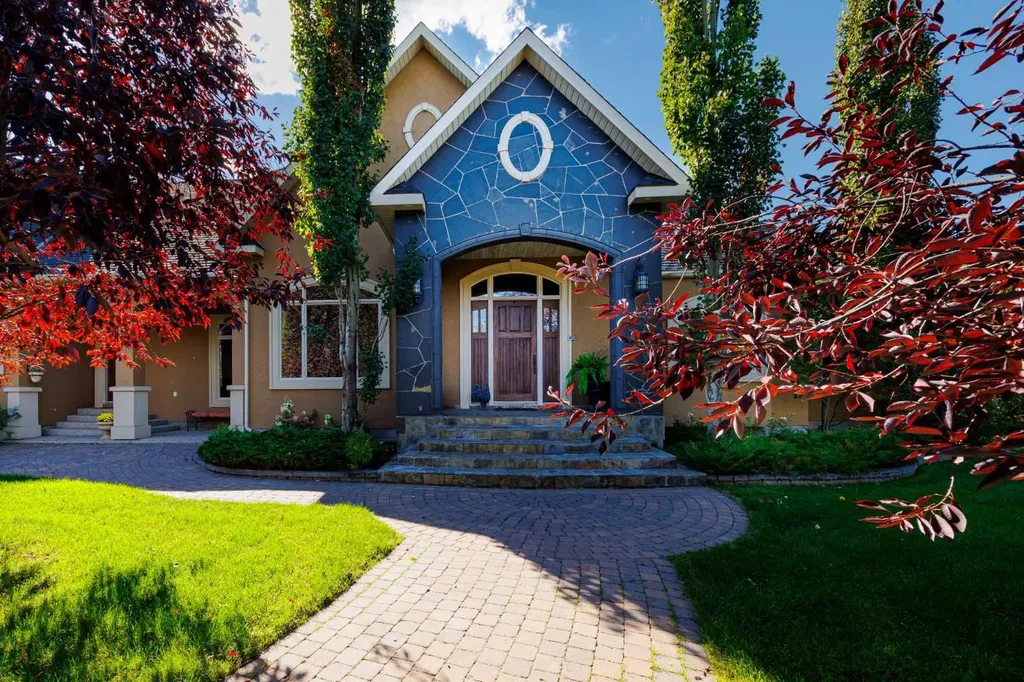 15 Welland Rise Rural Rocky View County AB T3R 1L6
