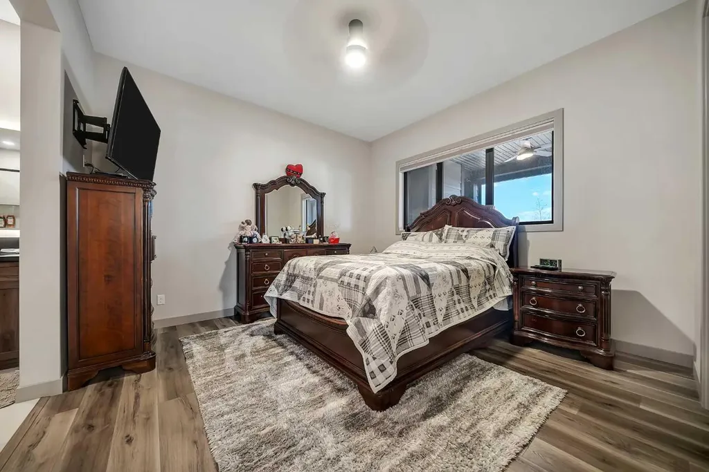 349 Limestone Bay Balzac AB T4B 5T5