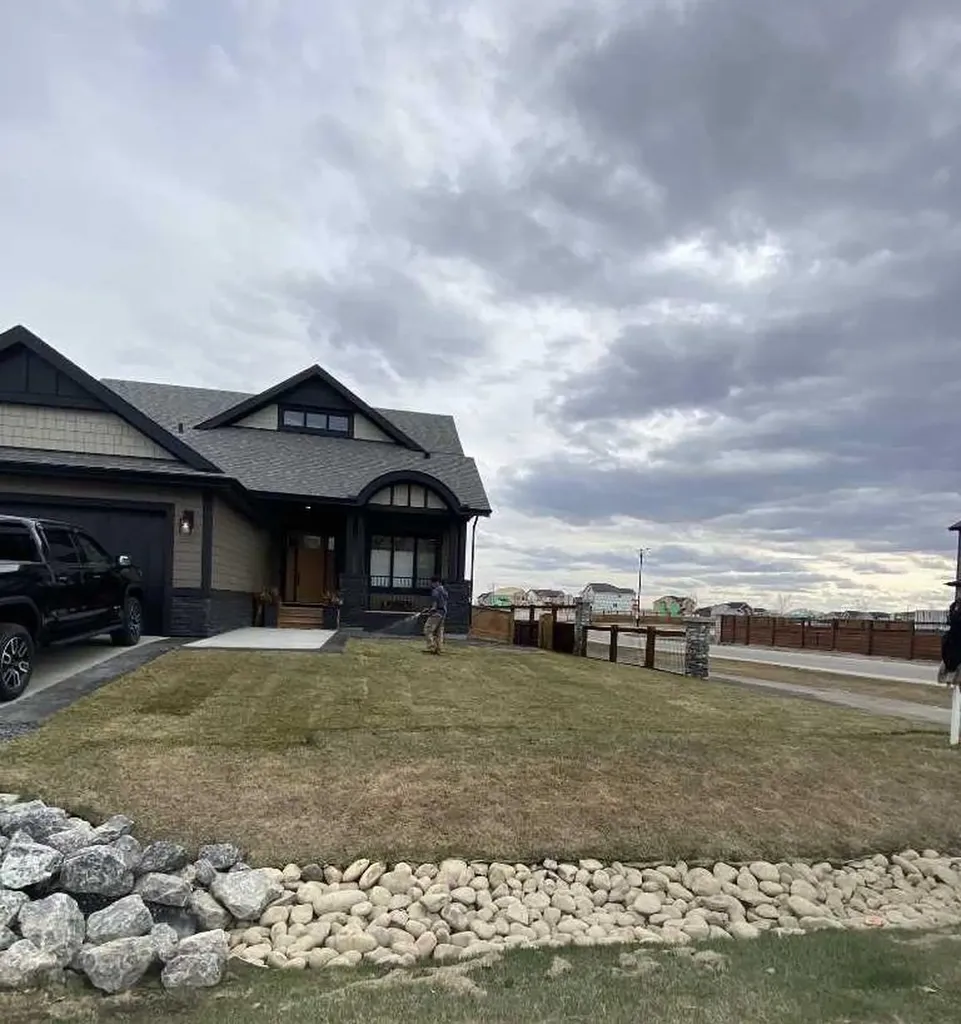 349 Limestone Bay Balzac AB T4B 5T5
