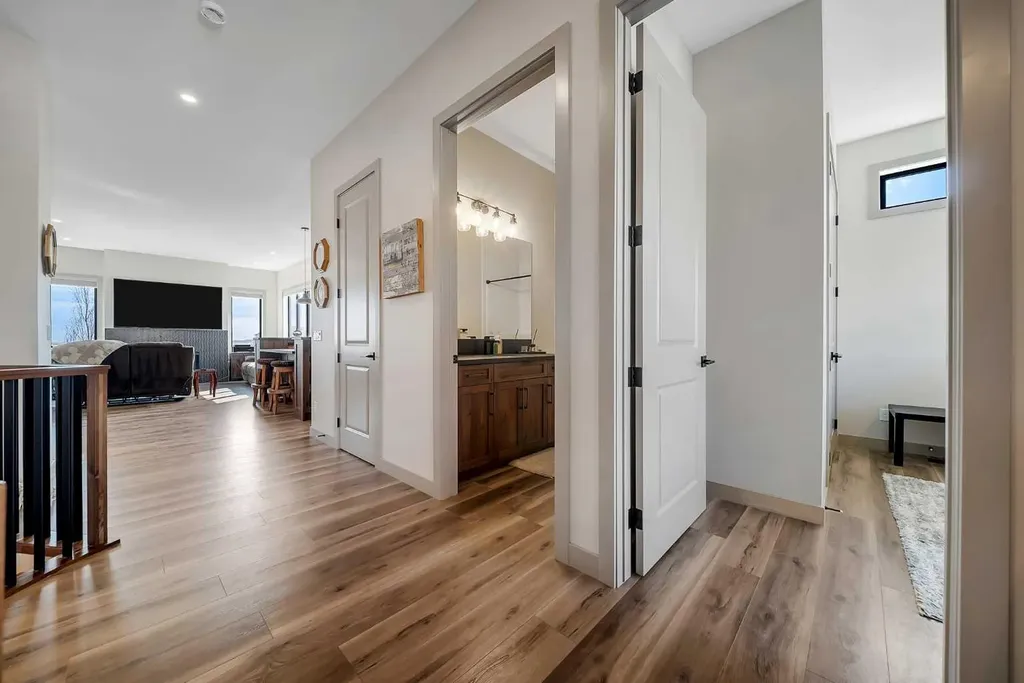 349 Limestone Bay Balzac AB T4B 5T5