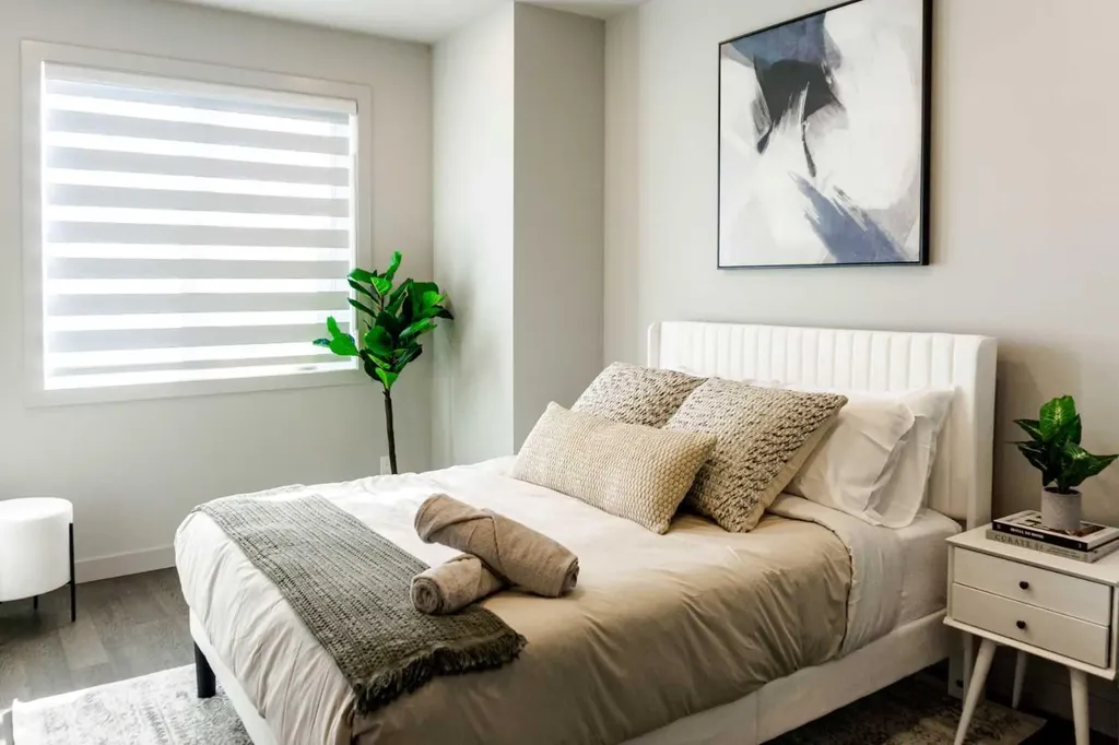 229 27 Avenue NW Calgary AB T2M 2H5