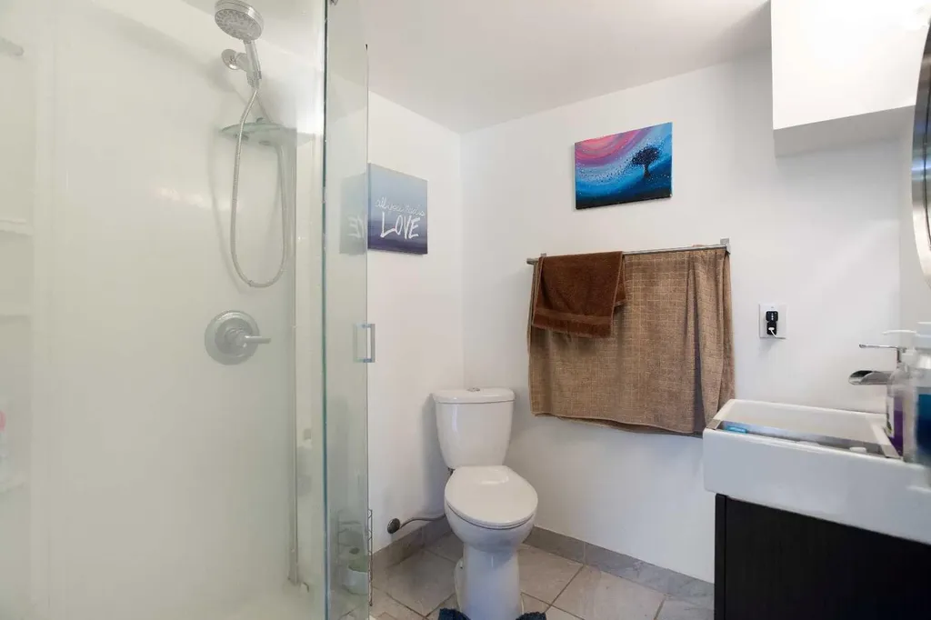 1144 Berkley Drive NW Calgary AB T3K 1E4