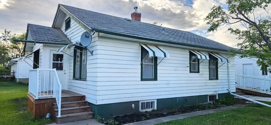 11208 102 Avenue Fairview AB T0H 1L0