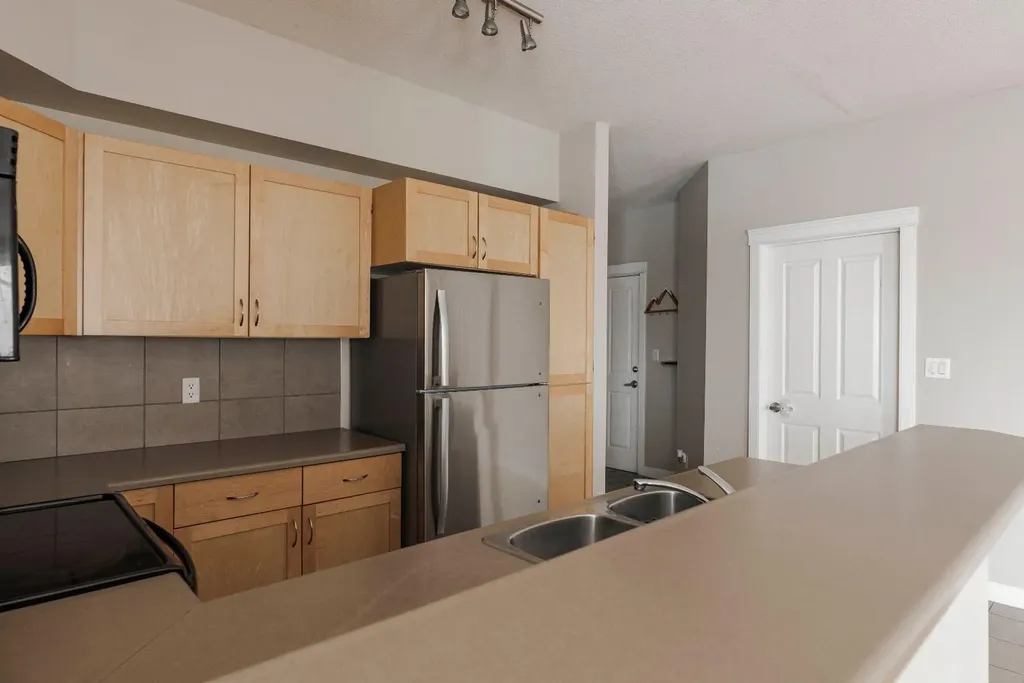 100 Denholm Gate Fort Mcmurray AB T9H 0B2