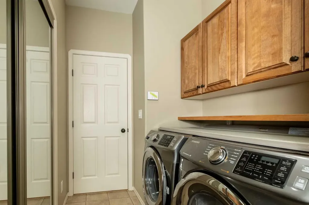 482 Wishart Street Red Deer AB T4N 7E9