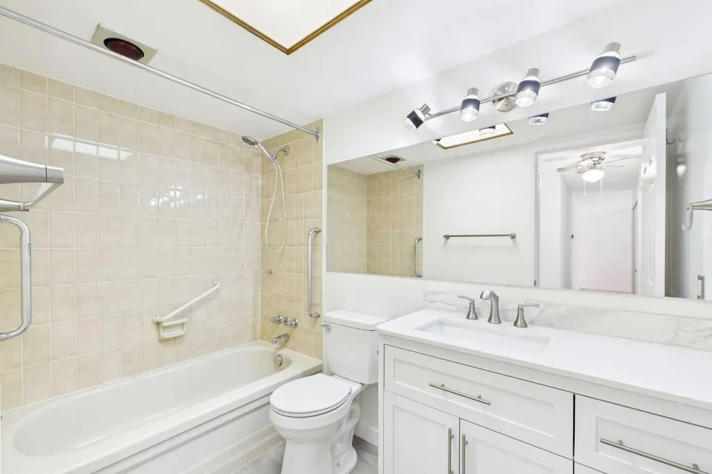 3730 50 Street NW Calgary AB T3A 2V9