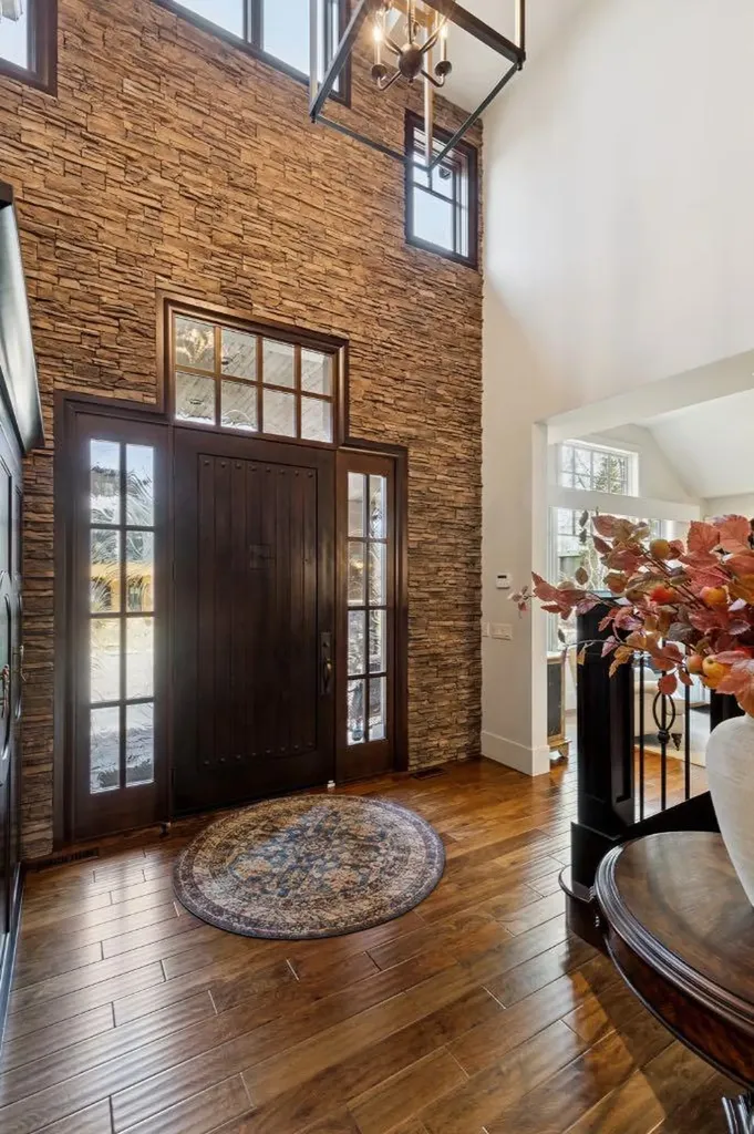 4315 17 Street SW Calgary AB T2T 4P9