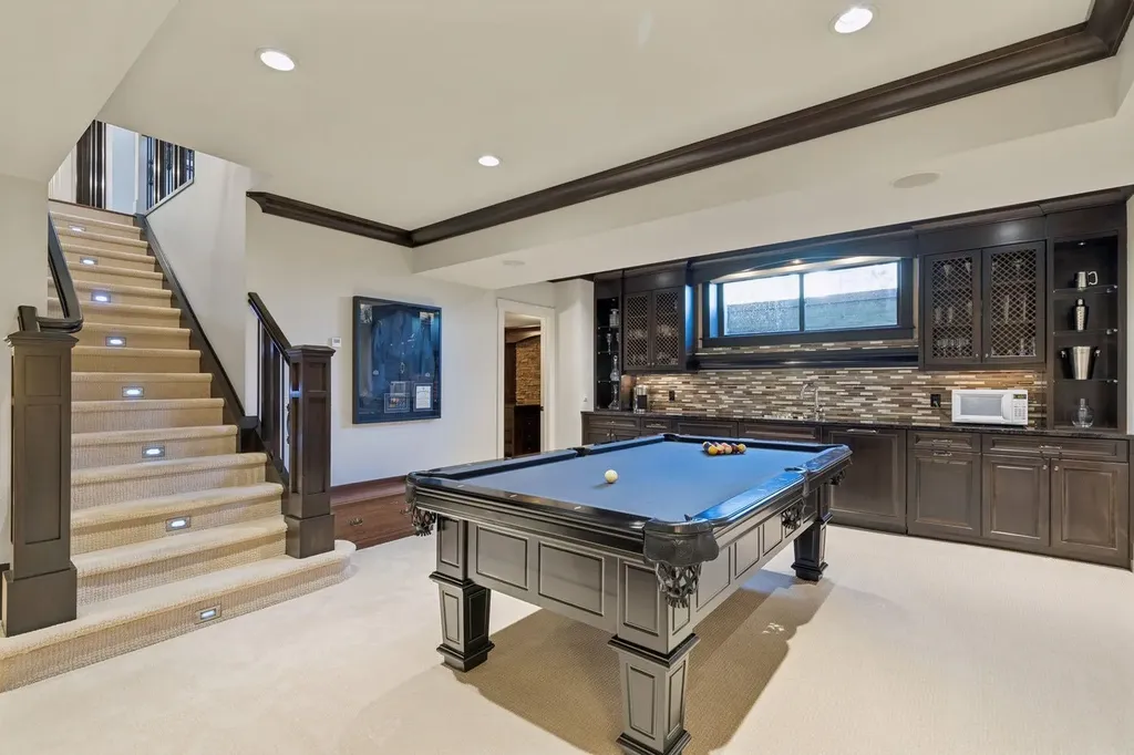 4315 17 Street SW Calgary AB T2T 4P9