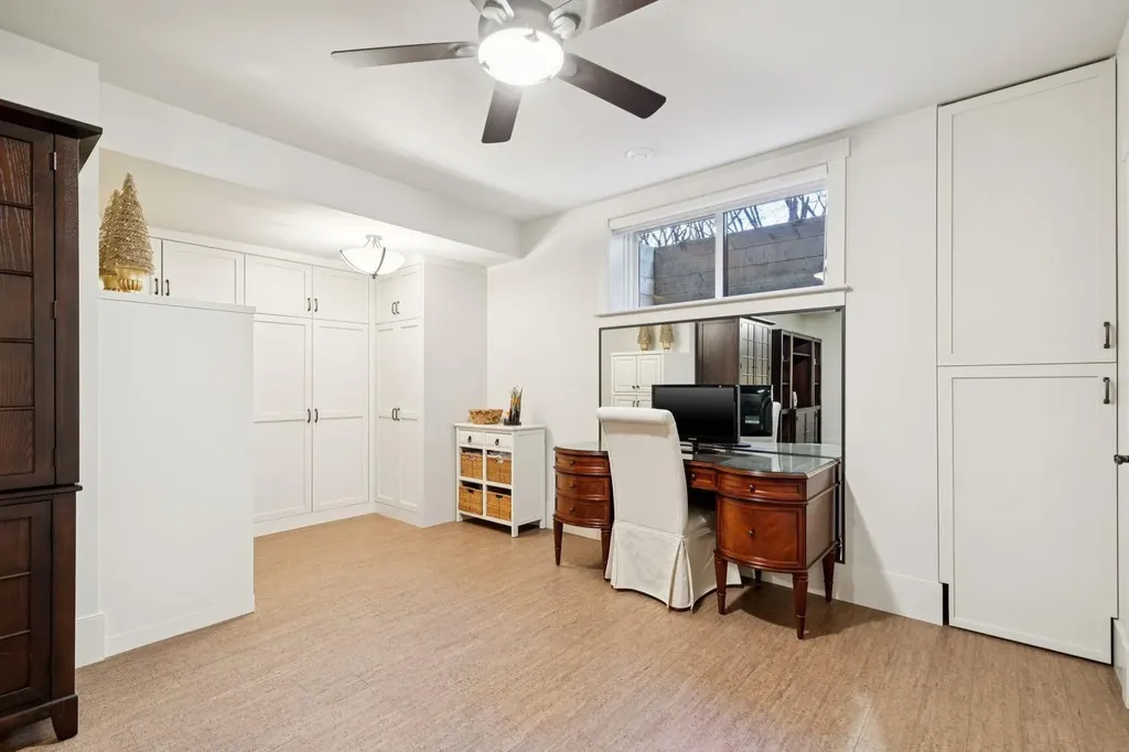 4315 17 Street SW Calgary AB T2T 4P9