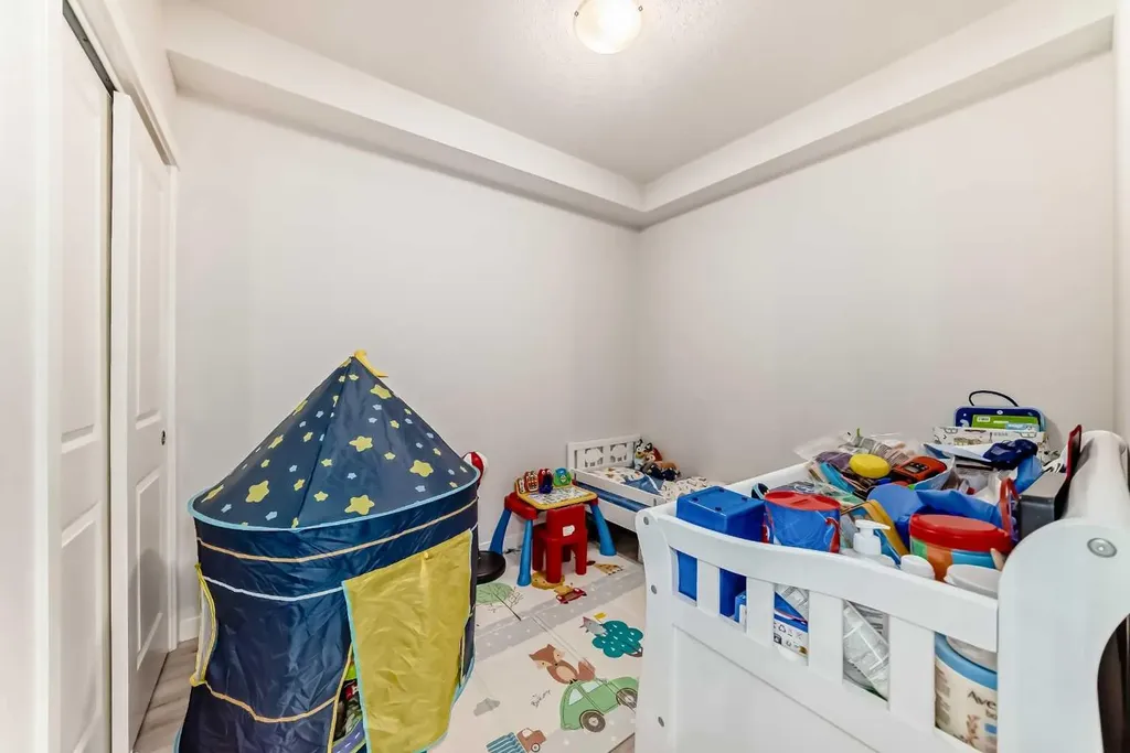 238 Sage Valley Common NW Calgary AB T3R 1X8