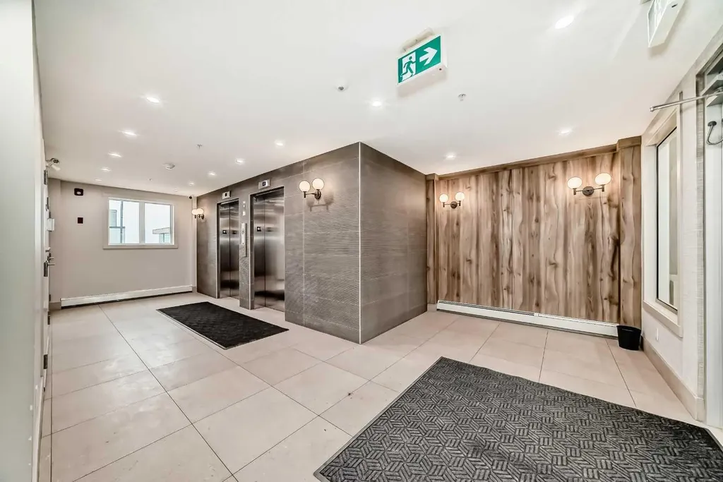 238 Sage Valley Common NW Calgary AB T3R 1X8