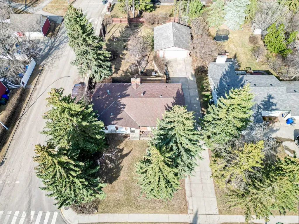 5306 57 Avenue Olds AB T4H 1J3