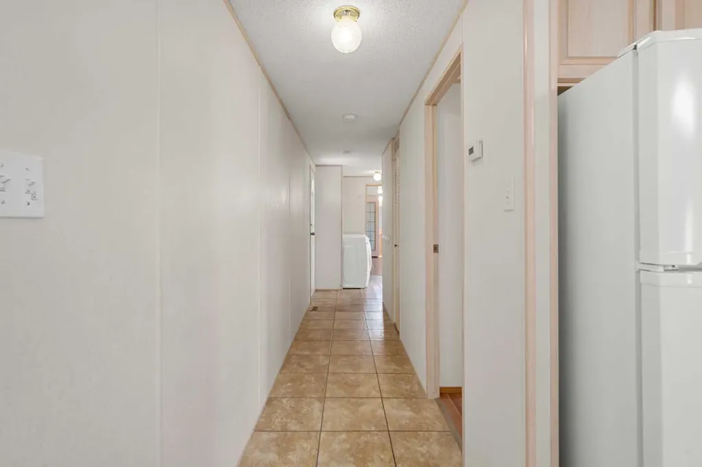 99 Arbour Lake Road NW Calgary AB T3G 4E4
