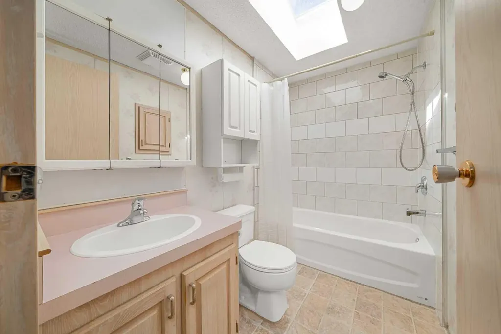99 Arbour Lake Road NW Calgary AB T3G 4E4