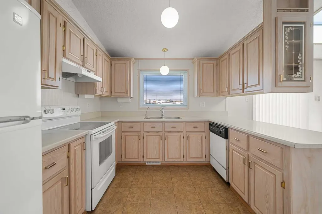 99 Arbour Lake Road NW Calgary AB T3G 4E4