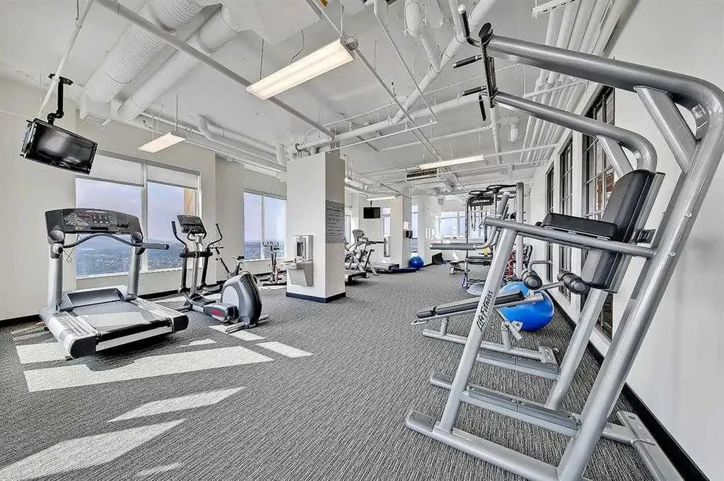930 6 Avenue SW Calgary AB T2P0V5