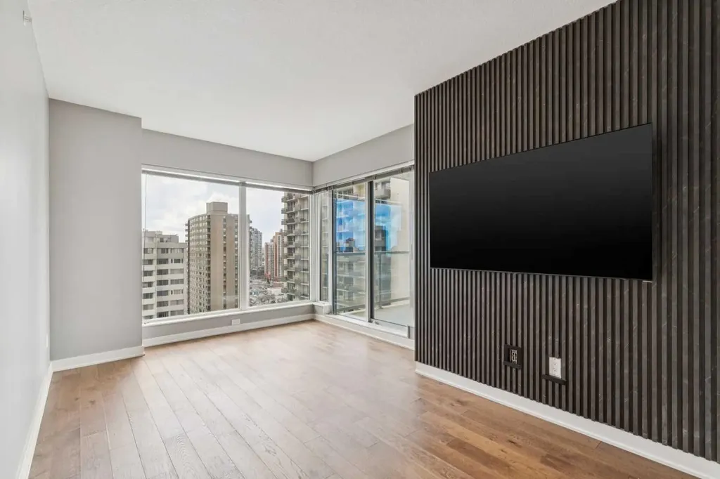 930 6 Avenue SW Calgary AB T2P0V5