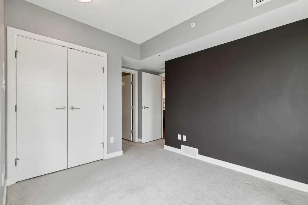 930 6 Avenue SW Calgary AB T2P0V5