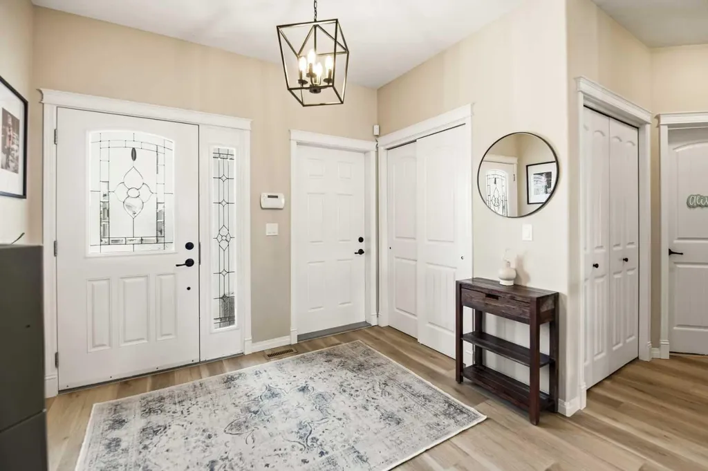 12 Cyprus Road Blackfalds AB T4M 0C5