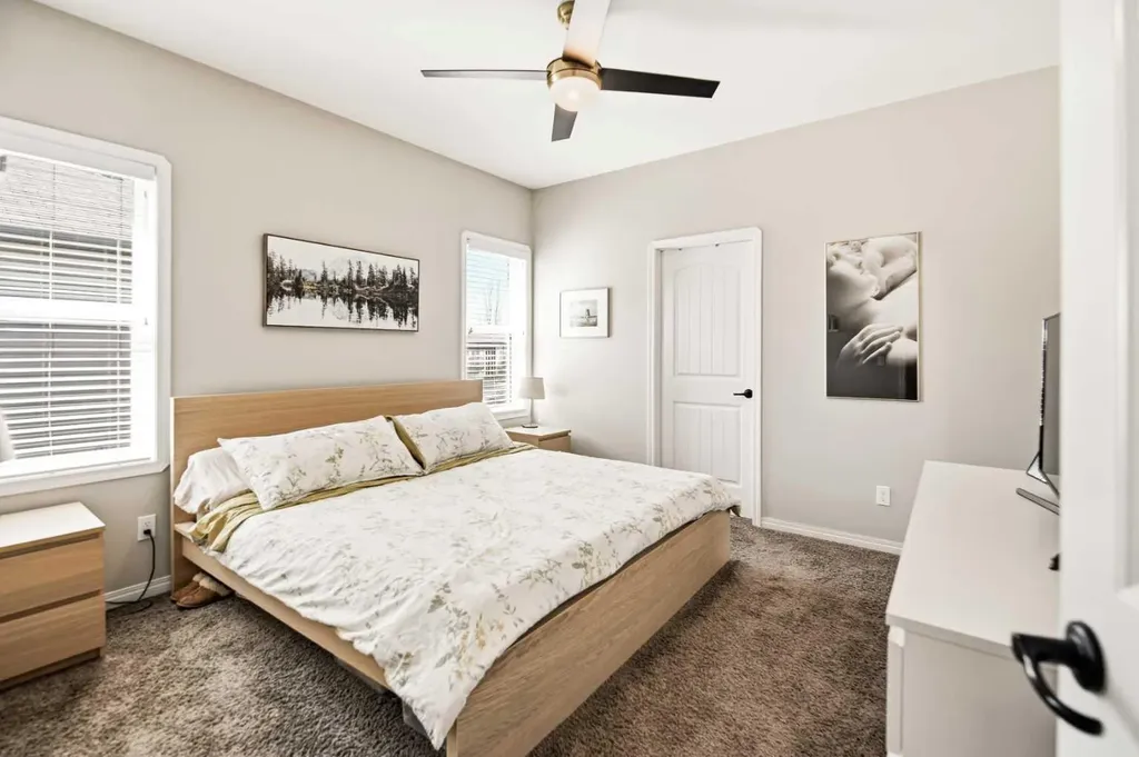 12 Cyprus Road Blackfalds AB T4M 0C5