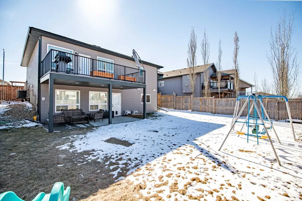 12 Cyprus Road Blackfalds AB T4M 0C5