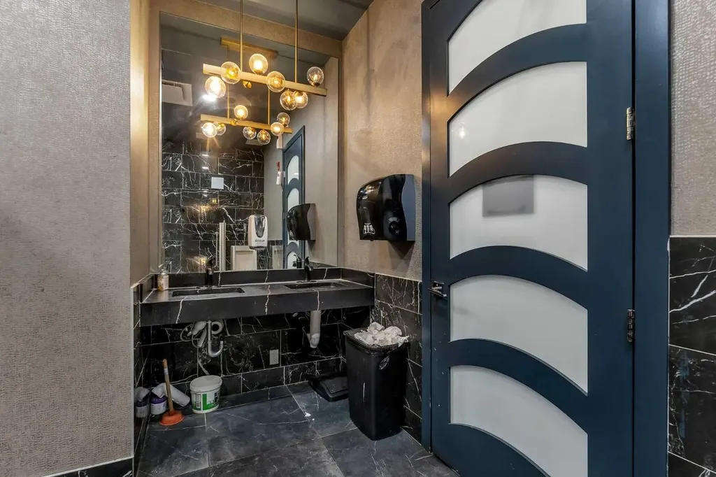 4250 109 Avenue NE Calgary AB T3N 1Z3