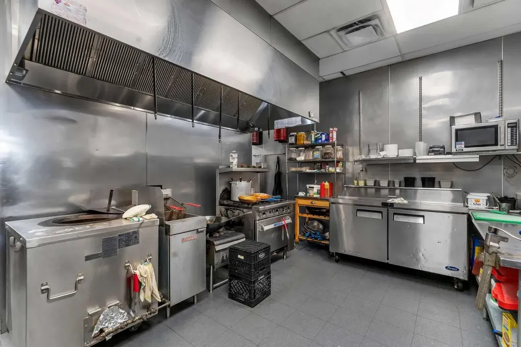 4250 109 Avenue NE Calgary AB T3N 1Z3